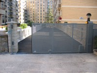 /album/puertas-de-garaje-barcelona-tel-609-031-9241/porton-de-comunidad-barcelona-jpg1/